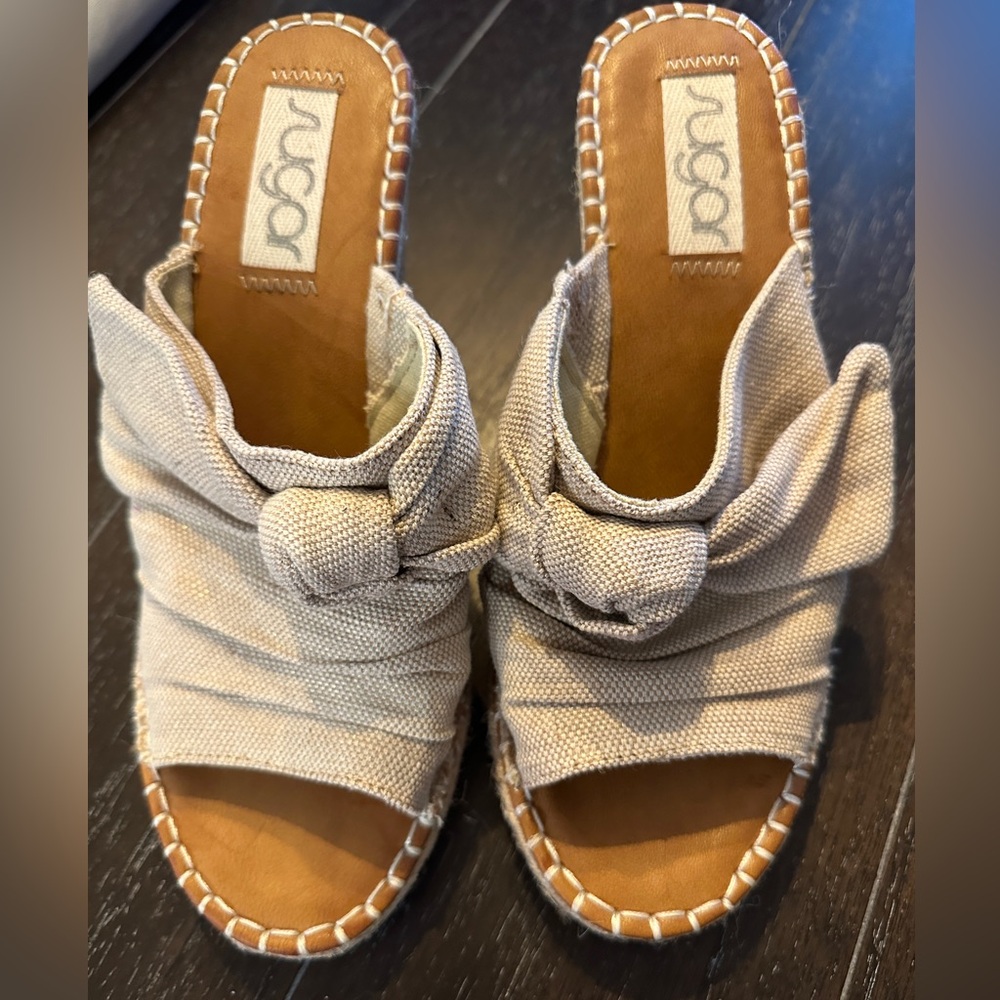 Sugar Beige Knot Sandals